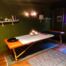 Masaje Hindú Abdyanga Tantra . Gallega diplomada