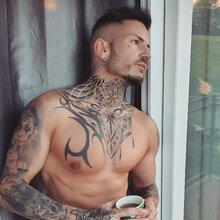 ATRACTIVO ESPA&Ntilde;OL HETEROSEXUAL