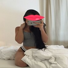 maya jovencita universitaria