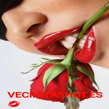 VECINITAS HOT BLANES..24 HORAS..TAMBIEN DOMICILIOS.