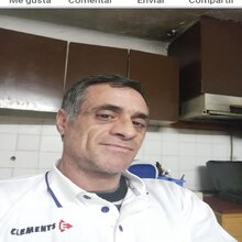 Parejita que quiere probar por primera vez con otra parejita