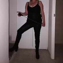 DOMINA BUSCA CERDO ASQUEROSA