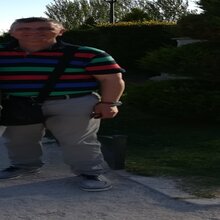 HOMBRE DESNUDO DOY MASAJES