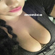 MONTGAT somos un grupo de amigas guapas y simpaticas......