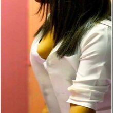 Joven masajista guapa