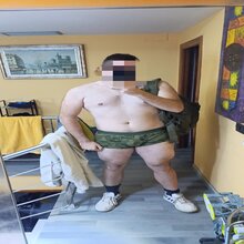 Chico joven con muchas ganas de sexo