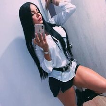 KAROL ARDIENTE Colombiana