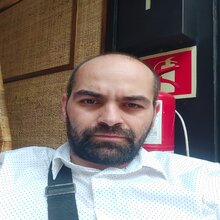 Savas masajista profesional y titulado de paso por bcn