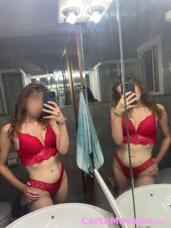 primera imagen miniatura: Soy Paula una masajista muy atractiva y con unas manos m&aacute;gicas