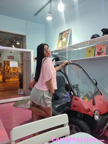 cuarta imagen miniatura: La Reina del Amor y la Complacencia ya está de vuelta 💋💥