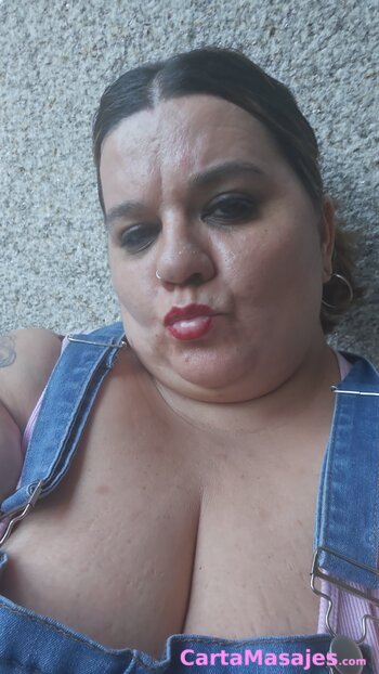 sexta imagen miniatura: La gordita m&aacute;s viciosilla y ca&ntilde;era de todas