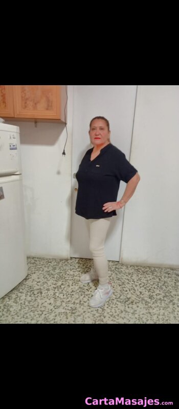 quinta imagen miniatura: Madurita completa de 47 complaciente
