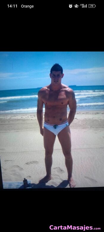 segunda imagen miniatura: Chico alto moreno dotado