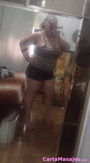 tercera imagen miniatura: Keila particular recibo en M&oacute;stoles fiestera