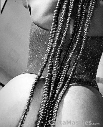 tercera imagen miniatura: Sexy cari&ntilde;osa de piel bonita muy amable con ganas de cojer ahora