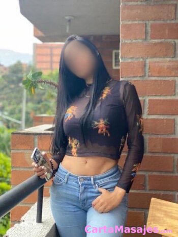 primera imagen miniatura: Soy Cintia una bella acompa&ntilde;ante, muy atractiva me puedes encontrar en Barcelona por la calle Bruc