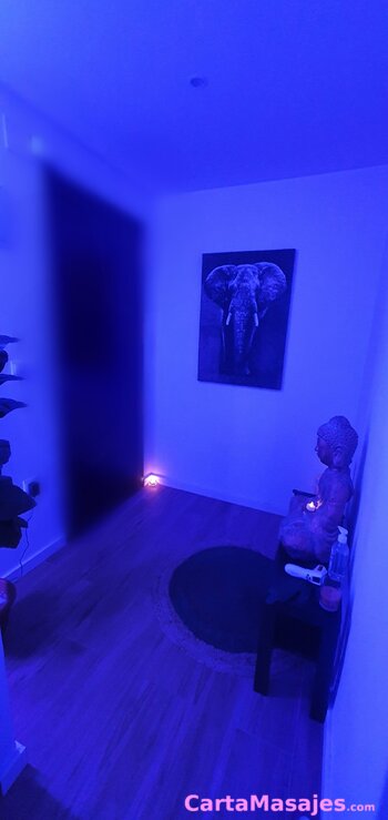 segunda imagen miniatura: El masaje m&aacute;s elegante y sensual