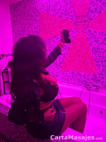 primera imagen miniatura: MORENAZA CUARENTONA SEXY COCHETA ...PERLA 24 HORAS ....