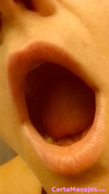 quinta imagen miniatura: Madura espa&ntilde;ola en casa para presencial y videollamada