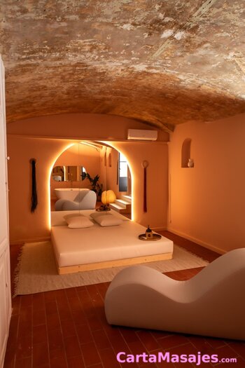 primera imagen miniatura: Bliss tantra Barcelona busca masajistas!