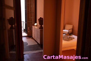 segunda imagen miniatura: Bliss tantra Barcelona busca masajistas!