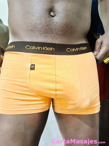 primera imagen miniatura: Chico negro africano para mujeres y a parejas.