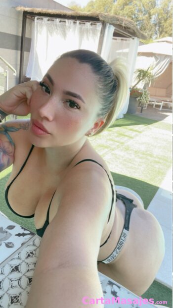 primera imagen miniatura: Rebeca latina muy ardiente y juguetona ❤️🔥😼