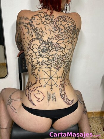 tercera imagen miniatura: Ama Cristal, sesiones BDSM presencial y online