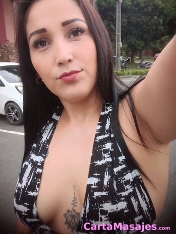 primera imagen miniatura: ME LLAMO PAULA, SOY UNA NENA DE CAUTIVADORA Y SENSUAL MIRADA - 631519452