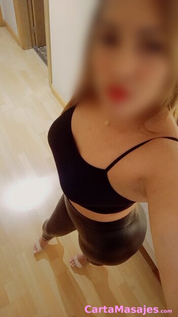 primera imagen miniatura: Estoy disponible 24 horas soy una bella escort con unas curvas encantadoras