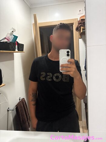 tercera imagen miniatura: Alvaro, jovencito escort español de 25 años, económico, independiente, juguetón