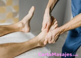 segunda imagen miniatura: Masaje gratuito para hetero deportista