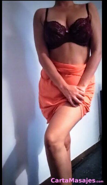 tercera imagen miniatura: Catalana , masajista titulada