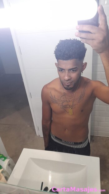 primera imagen miniatura: JOVEN 30 a&ntilde;os domincano ofrece masajes eroticos a mujeres