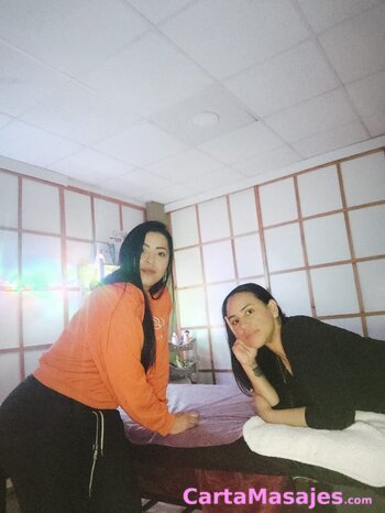 primera imagen miniatura: Masaje a 4 manos