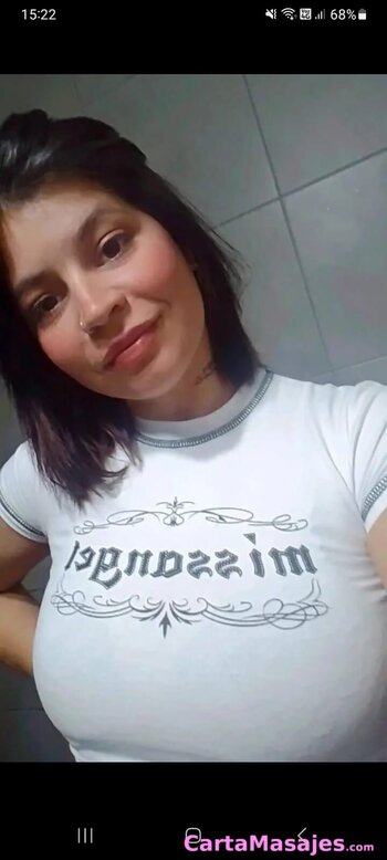 tercera imagen miniatura: Ani nuevita completita anal a tope trago lechita