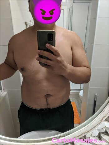 primera imagen miniatura: Masajista caliente Latino