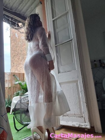 tercera imagen miniatura: Transexual experta en masajes FULL