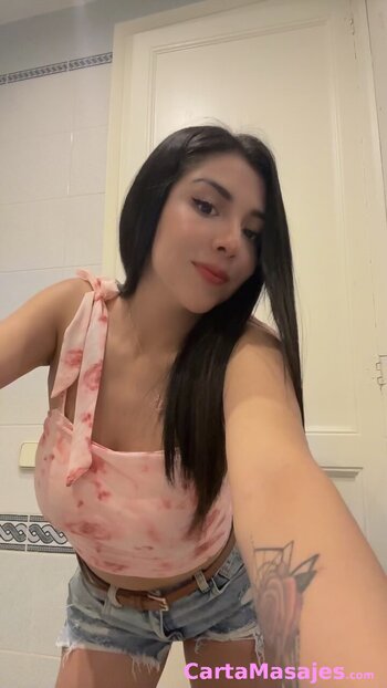 segunda imagen miniatura: Latina masajista fit. 🥰🫶