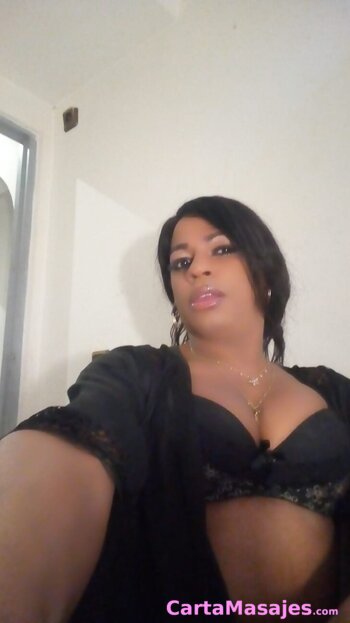 primera imagen miniatura: Toda en tu boca