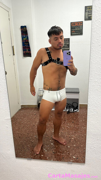 primera imagen miniatura: MORENO CALIENTE