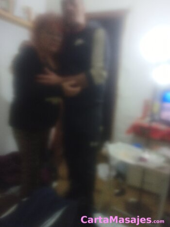 primera imagen miniatura: Madre e hijo os están esperando