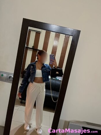 segunda imagen miniatura: ISA MASAJISTA 21 A&Ntilde;OS