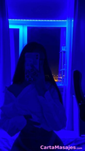 tercera imagen miniatura: Masajista unisex Sevilla